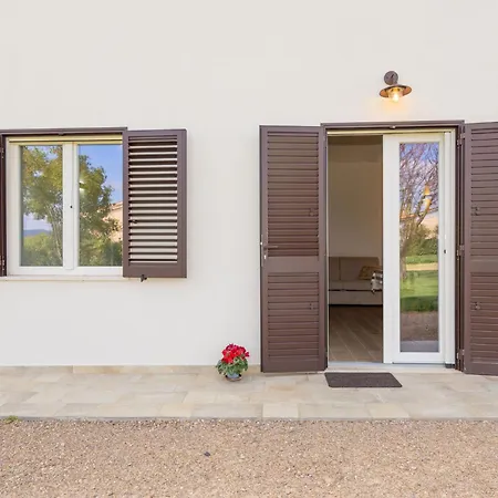 I Pini-2 By Interhome Apartamento *